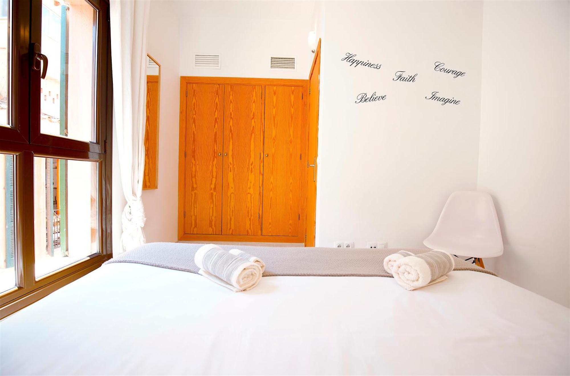 La Lonja Homes - Turismo De Interior ميورقة الغرفة الصورة